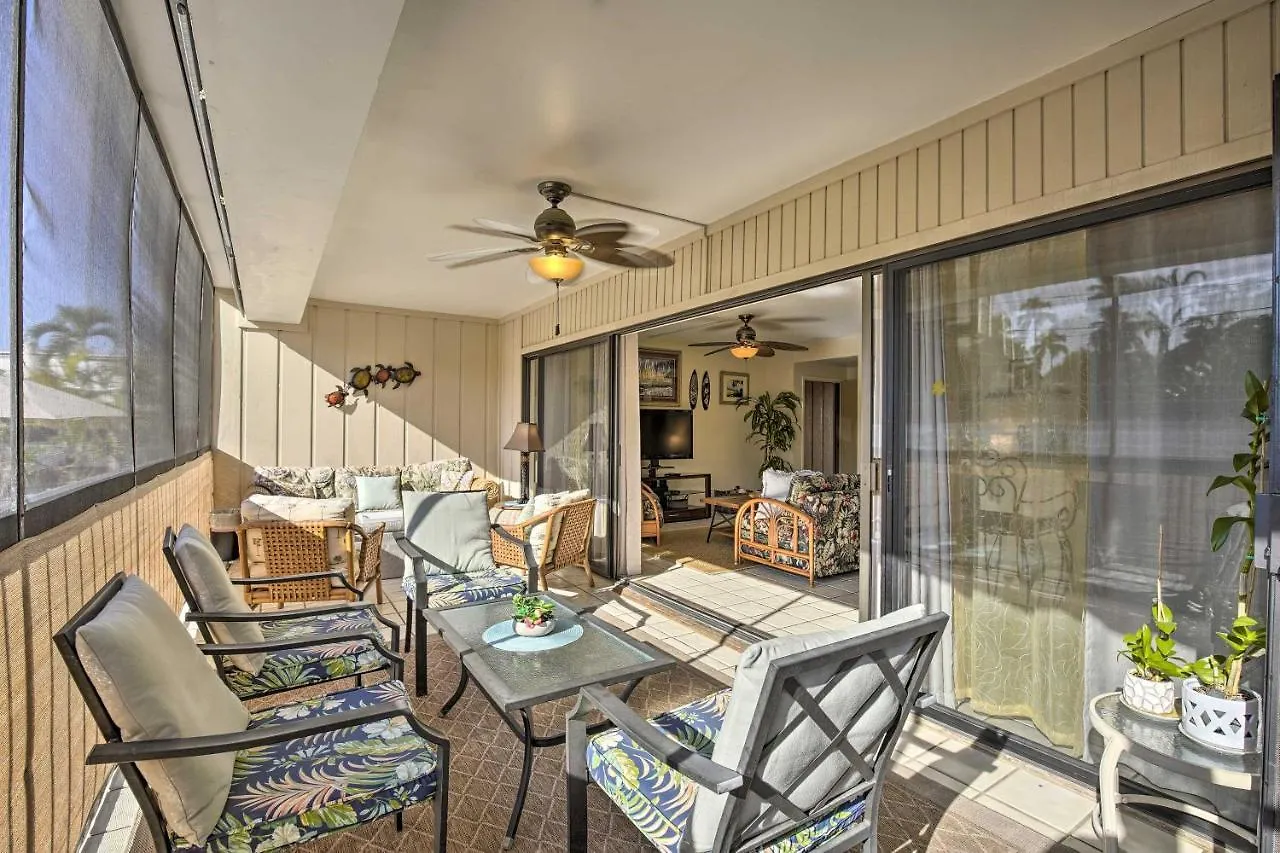 Centrally Located Kailua-Kona Condo With Lanai!