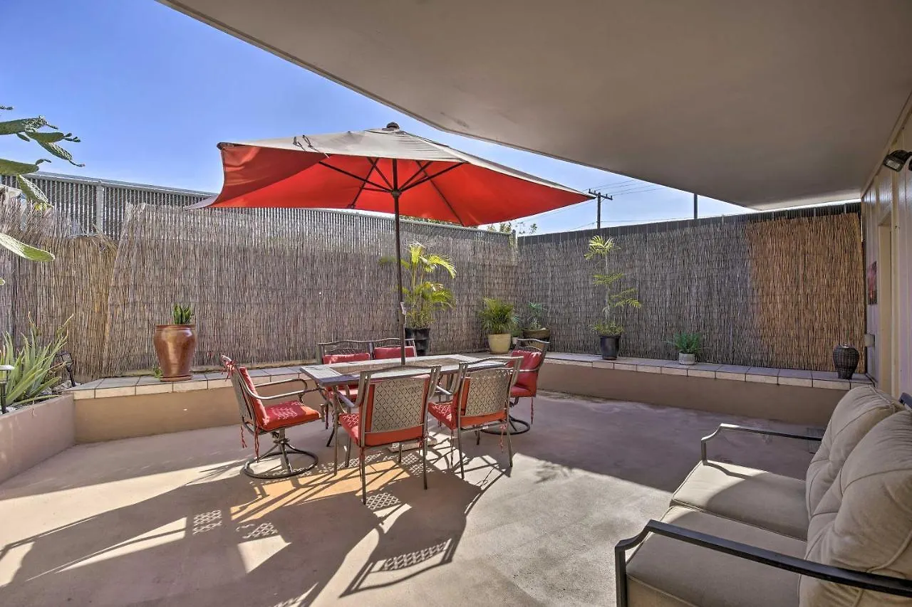 Centrally Located Kailua-Kona Condo With Lanai! شقة